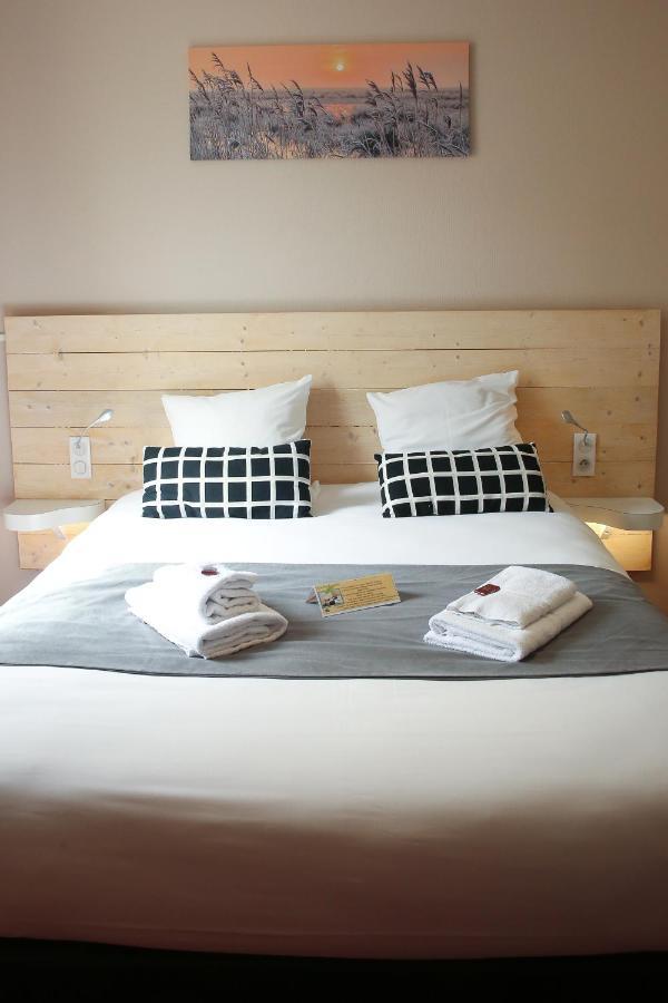 Hotel La Couronne 마르망드 외부 사진